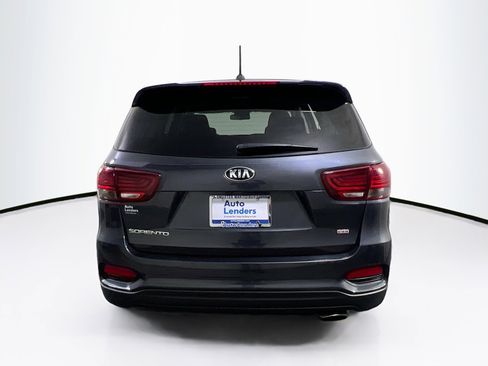 Used 2019 Kia Sorento LX image 6