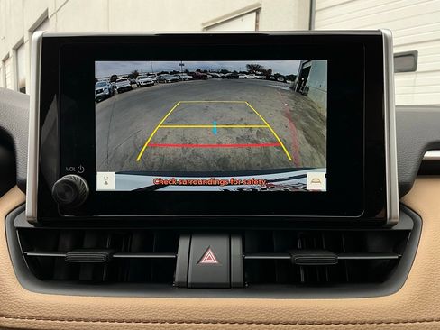 New 2025 Toyota RAV4 LE image 27