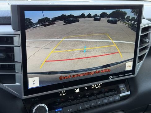 Used 2024 Toyota Tundra Limited w/ Power Package AWD/4WD image 18