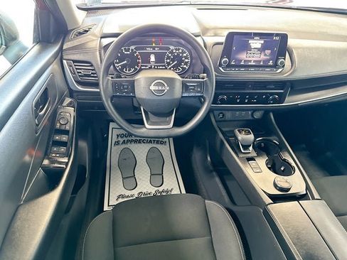 Certified 2025 Nissan Rogue S image 21