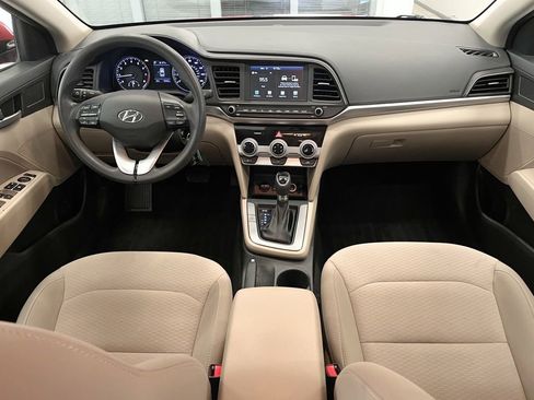 Used 2019 Hyundai Elantra SEL image 16