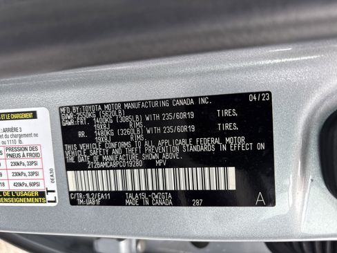 Used 2023 Lexus RX 350 Premium w/ Cold Area Package AWD/4WD image 35