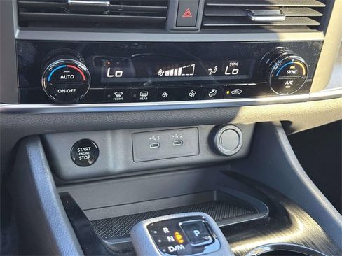 New 2026 Nissan Rogue SV image 21