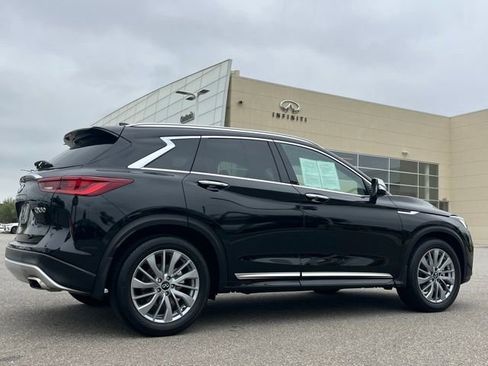 Certified 2025 INFINITI QX50 Luxe w/ Accent Package AWD/4WD image 5