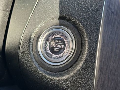 Used 2021 Mercedes-Benz GLC 300 image 30