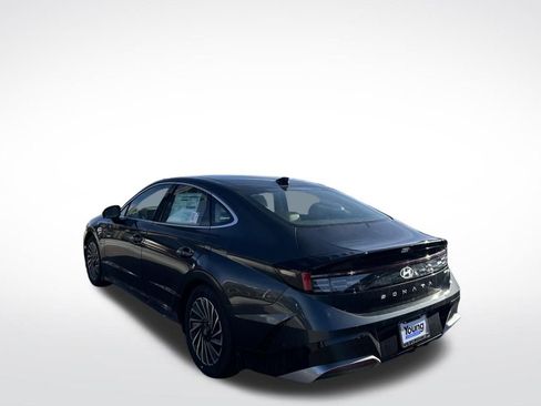 New 2026 Hyundai Sonata Limited FWD image 8