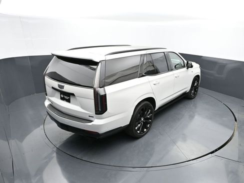 Used 2025 Cadillac Escalade Sport Platinum w/ LPO, ONYX Package AWD/4WD image 37