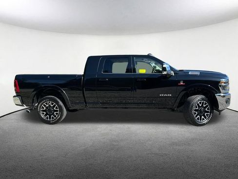 Used 2026 RAM 2500 Limited AWD/4WD image 15