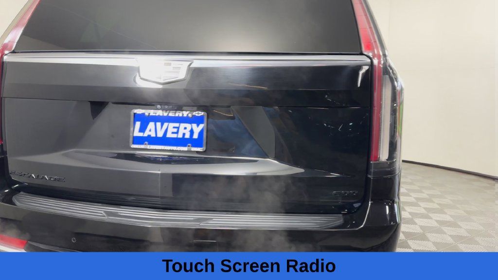Used 2023 Cadillac Escalade Premium Luxury AWD/4WD image 11