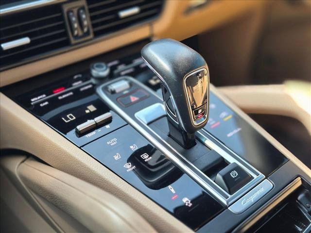 Used 2019 Porsche Cayenne E-Hybrid AWD/4WD image 14