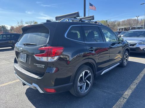 Used 2023 Subaru Forester Touring AWD/4WD image 3