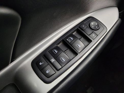 Used 2017 Dodge Journey SXT w/ Premium Group image 27