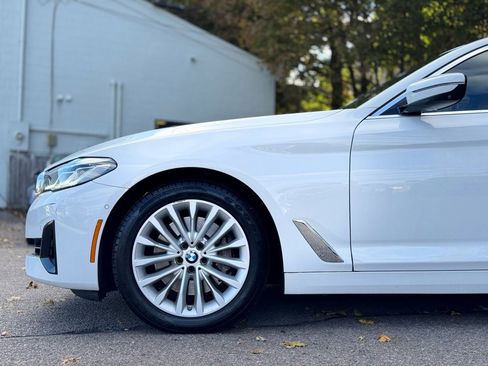 Used 2021 BMW 530i xDrive image 10
