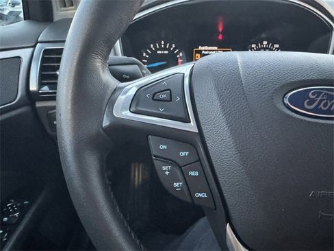 Used 2014 Ford Fusion SE w/ Equipment Group 201A image 25