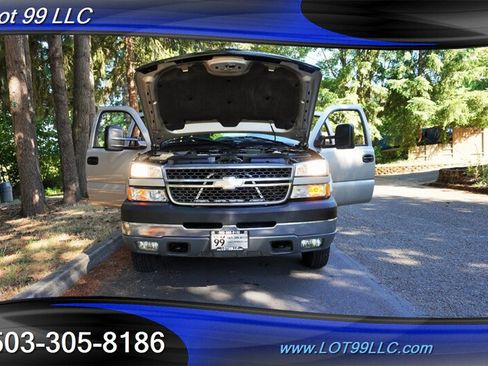 Used 2005 Chevrolet Silverado 3500 LT w/ Heavy-Duty Power Package AWD/4WD image 27
