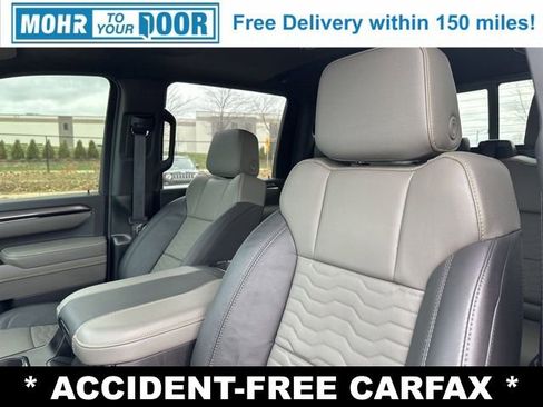 Used 2025 Chevrolet Silverado 2500 ZR2 w/ Technology Package image 13