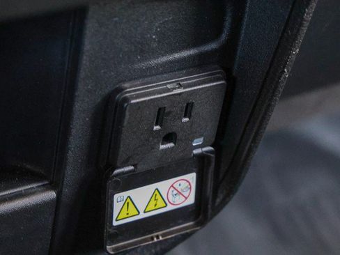 Used 2023 RAM 2500 Tradesman AWD/4WD image 22