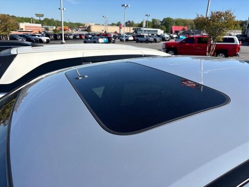 Used 2022 Honda Ridgeline RTL image 17