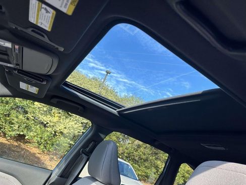 Certified 2025 Subaru Forester Premium w/ Convenience Package #2 image 16