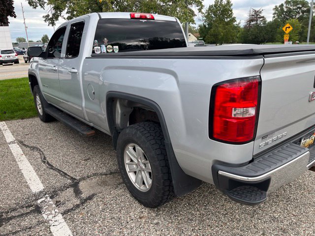 Used 2015 GMC Sierra 1500 SLE w/ SLE Value Package AWD/4WD image 6