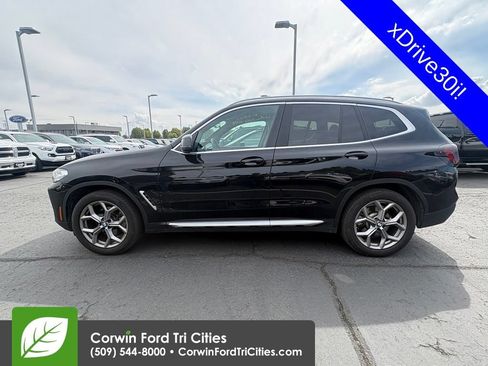 Used 2023 BMW X3 xDrive30i AWD/4WD image 2