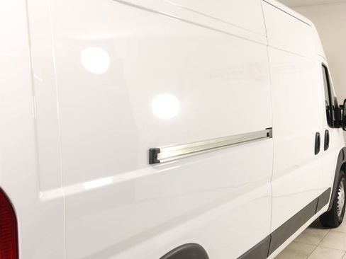 Used 2025 RAM ProMaster 2500 w/ Convenience Group FWD image 38