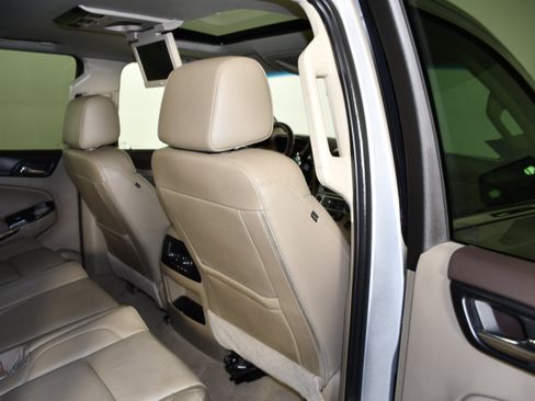 Used 2019 GMC Yukon SLT w/ Open Road Package AWD/4WD image 46