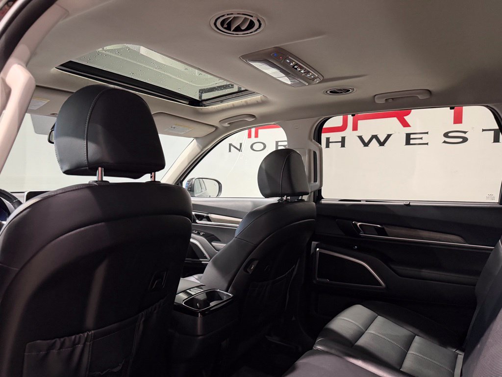Used 2022 Kia Telluride EX FWD image 36