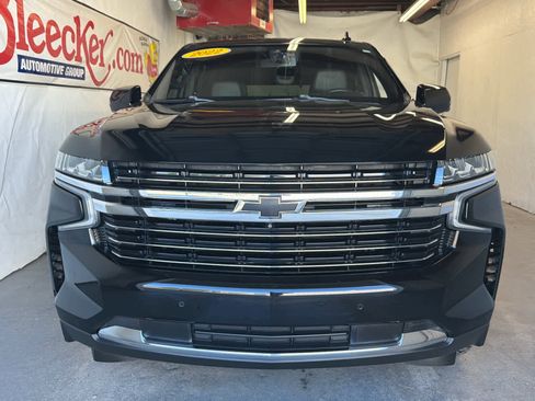 Used 2022 Chevrolet Tahoe LT w/ Luxury Package image 3