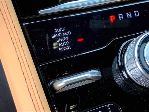 New 2025 Jeep Grand Cherokee Summit image 15