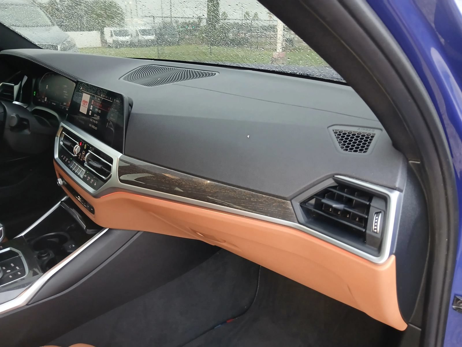 Used 2020 BMW 330i Sedan w/ M Sport Package RWD image 15