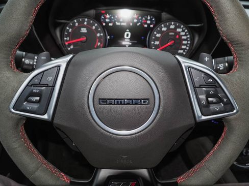 Certified 2021 Chevrolet Camaro ZL1 RWD image 30