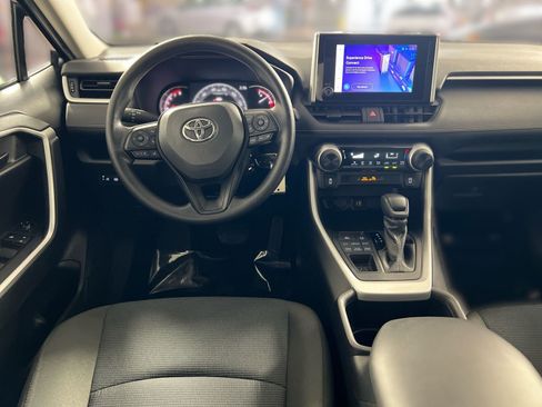 Used 2025 Toyota RAV4 LE AWD/4WD image 23