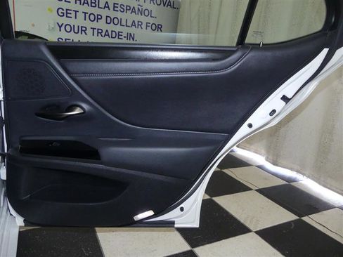Used 2023 Lexus ES 350 w/ Premium Package image 29
