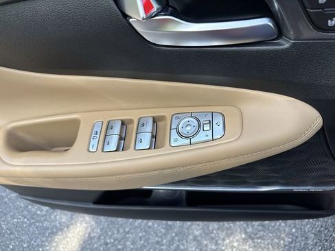 Used 2021 Hyundai Santa Fe Calligraphy AWD/4WD image 28
