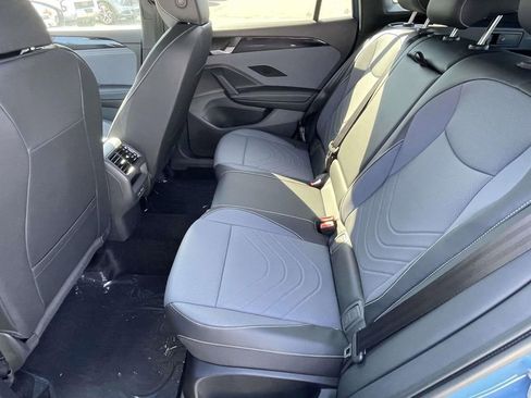 New 2026 Volkswagen Tiguan SE R-Line AWD/4WD image 12