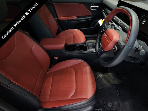 New 2025 Kia K4 GT-Line w/ GT-Line Premium Package image 8