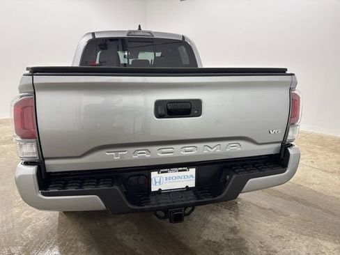 Used 2023 Toyota Tacoma TRD Sport image 6