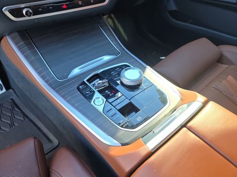 Used 2024 BMW X5 M60i w/ Executive Package image 31