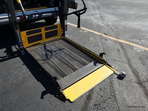 Used 2020 RAM ProMaster 2500 w/ Premium Appearance Group image 12