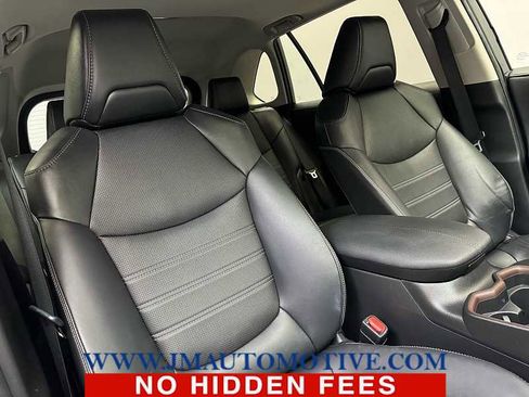 Used 2021 Toyota RAV4 Limited image 21