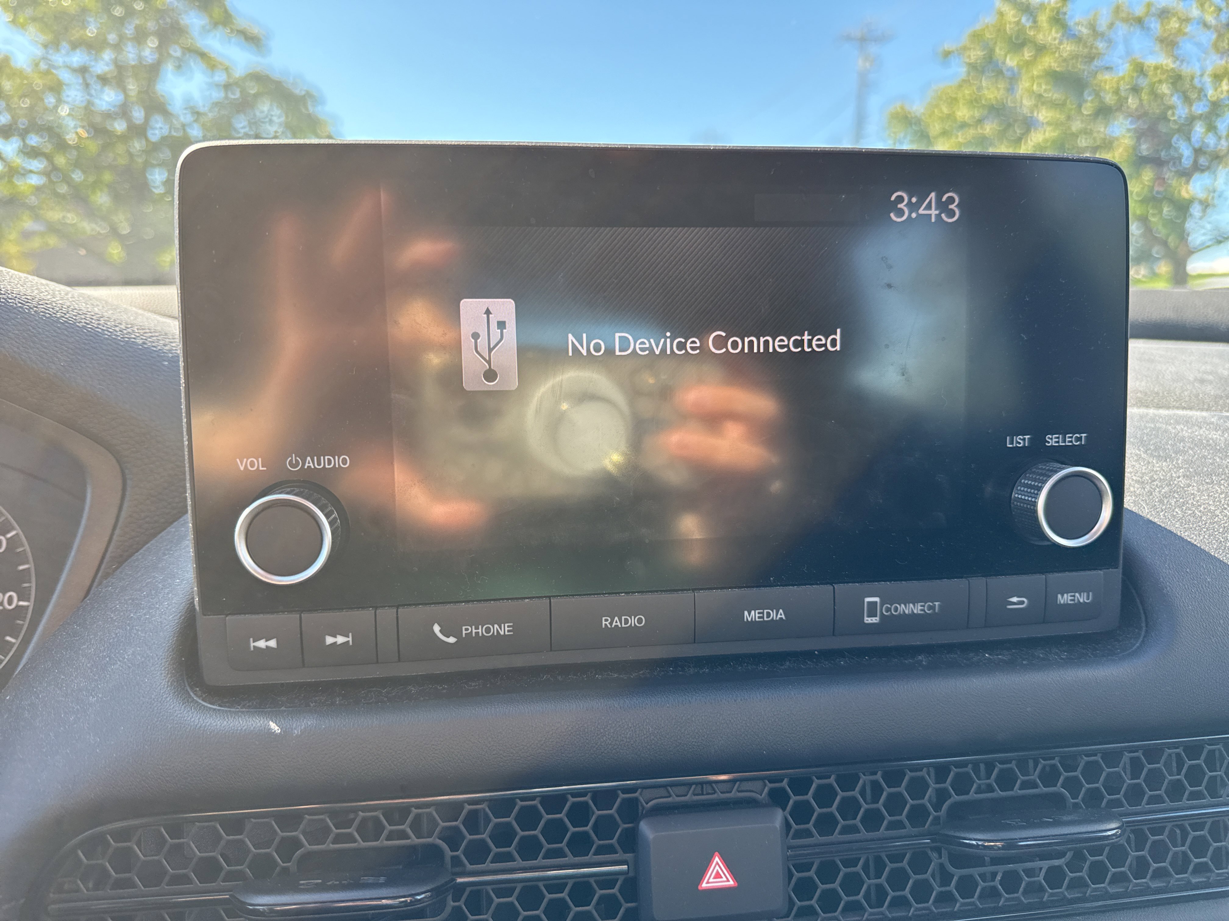 Used 2023 Honda HR-V LX image 3