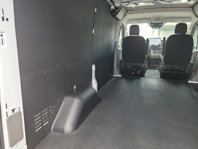 New 2026 Ford Transit 150 Low Roof w/ Load Area Protection Package RWD image 9