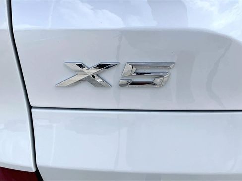 Used 2019 BMW X5 xDrive50i w/ M Sport Package image 10