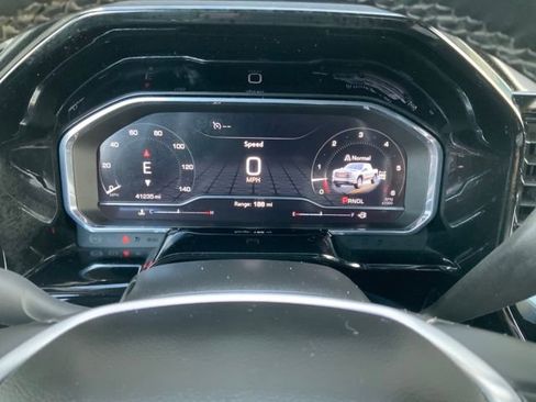 Used 2025 GMC Sierra 1500 SLT image 20