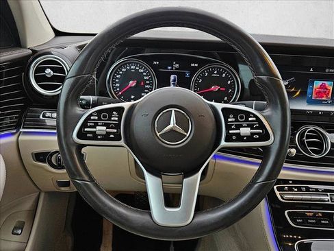Used 2019 Mercedes-Benz E 300 image 11