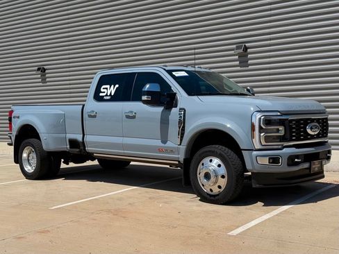 Certified 2024 Ford F450 Limited AWD/4WD image 1