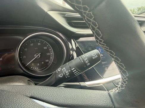 Used 2023 Buick Encore GX Essence FWD image 32