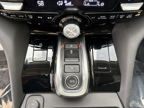 Certified 2025 Acura MDX SH-AWD image 19