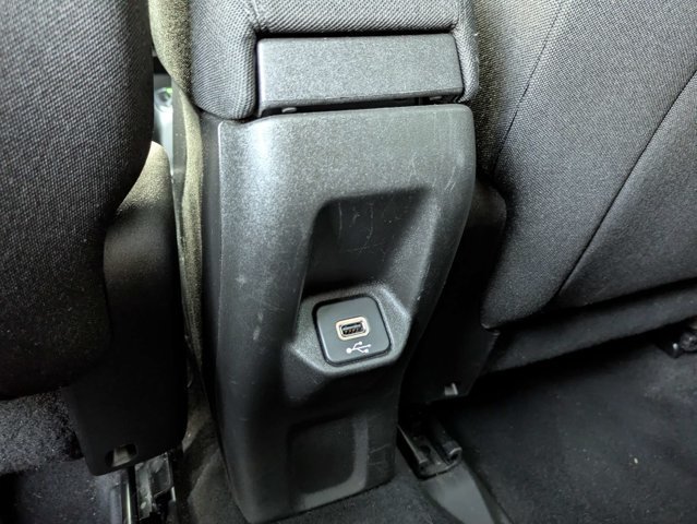 Certified 2021 Jeep Renegade Latitude FWD image 14